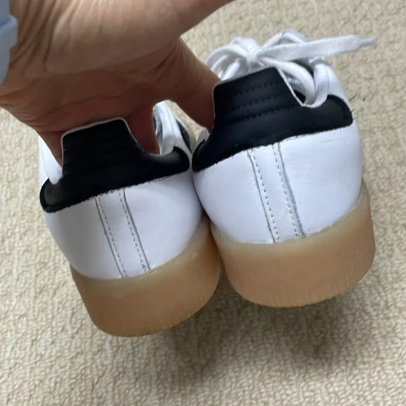 Adidas Samba Sneaker men’s size 9/women’s size 10 - Picture 15 of 16